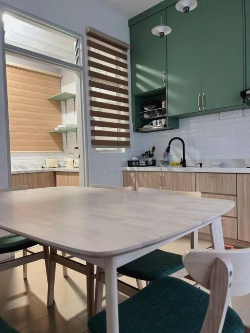 Apartamento The Halt Putrajaya Exterior foto