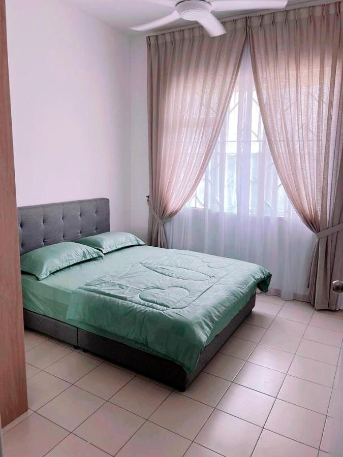 Apartamento The Halt Putrajaya Exterior foto